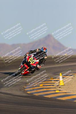 media/Dec-16-2023-CVMA (Sat) [[bb38a358a2]]/Race 11 Amateur Supersport Open/